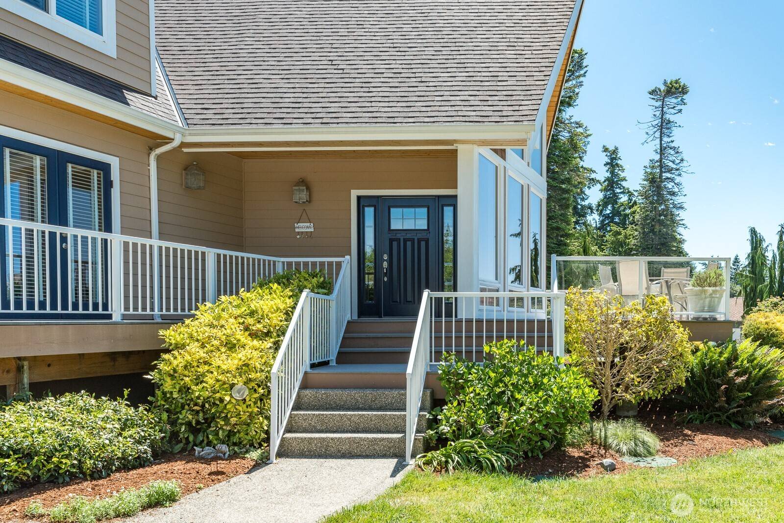 Camano Island, WA 98282,3425 Rose LN