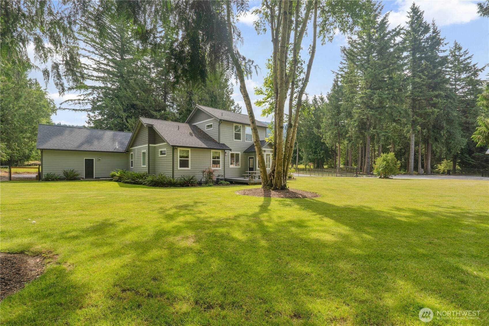 Everson, WA 98247,8277 Carl RD
