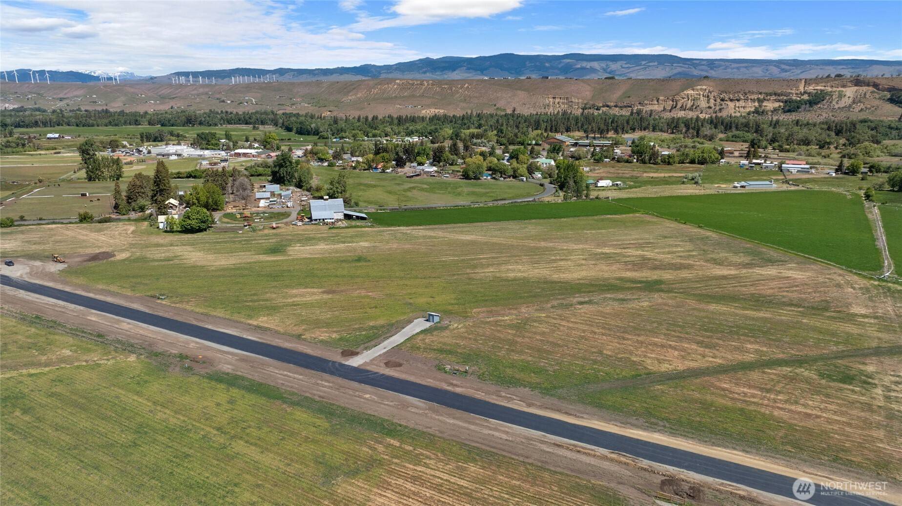 Thorp, WA 98946,861 Thorp Landing LN