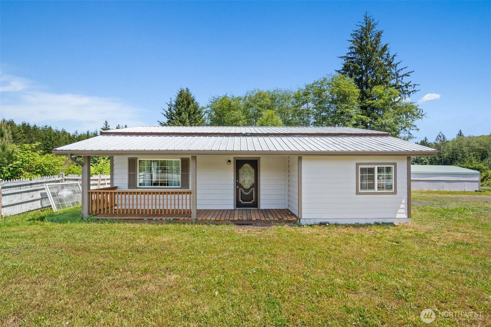 Raymond, WA 98577,10610 US Highway 101