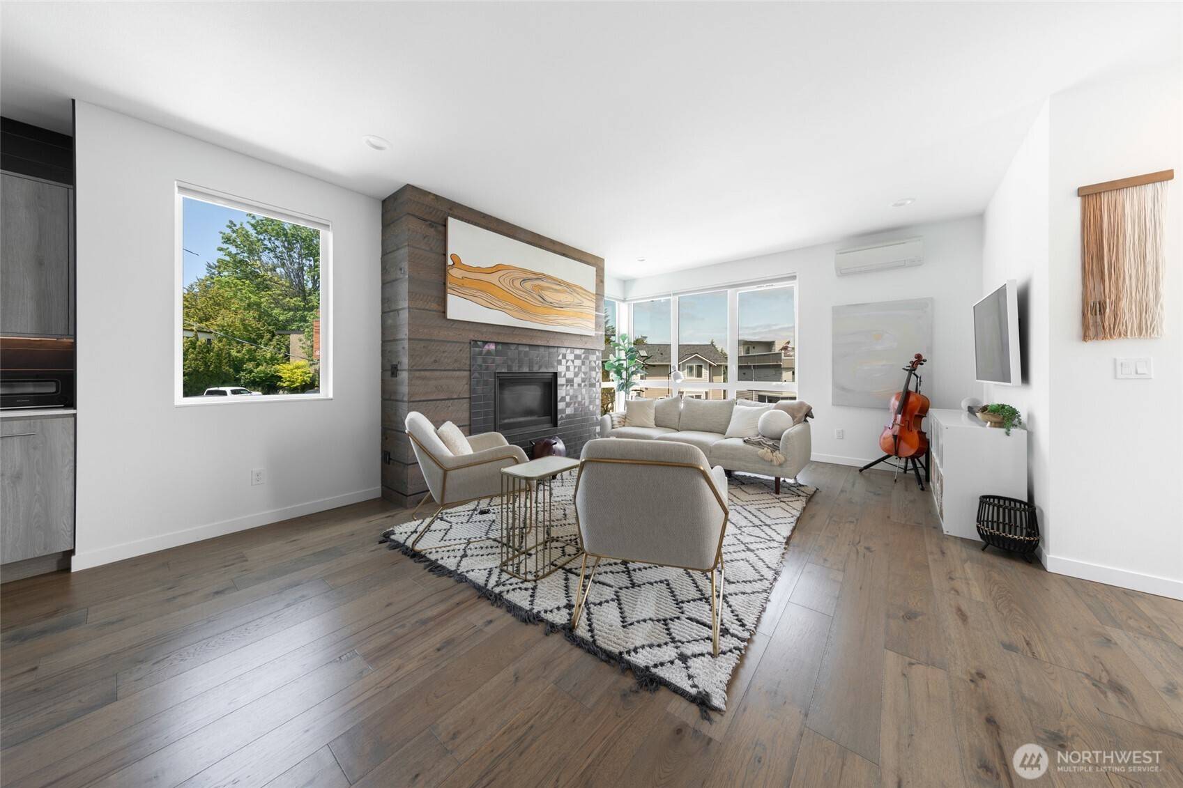 Seattle, WA 98117,8380 Loyal WAY NW