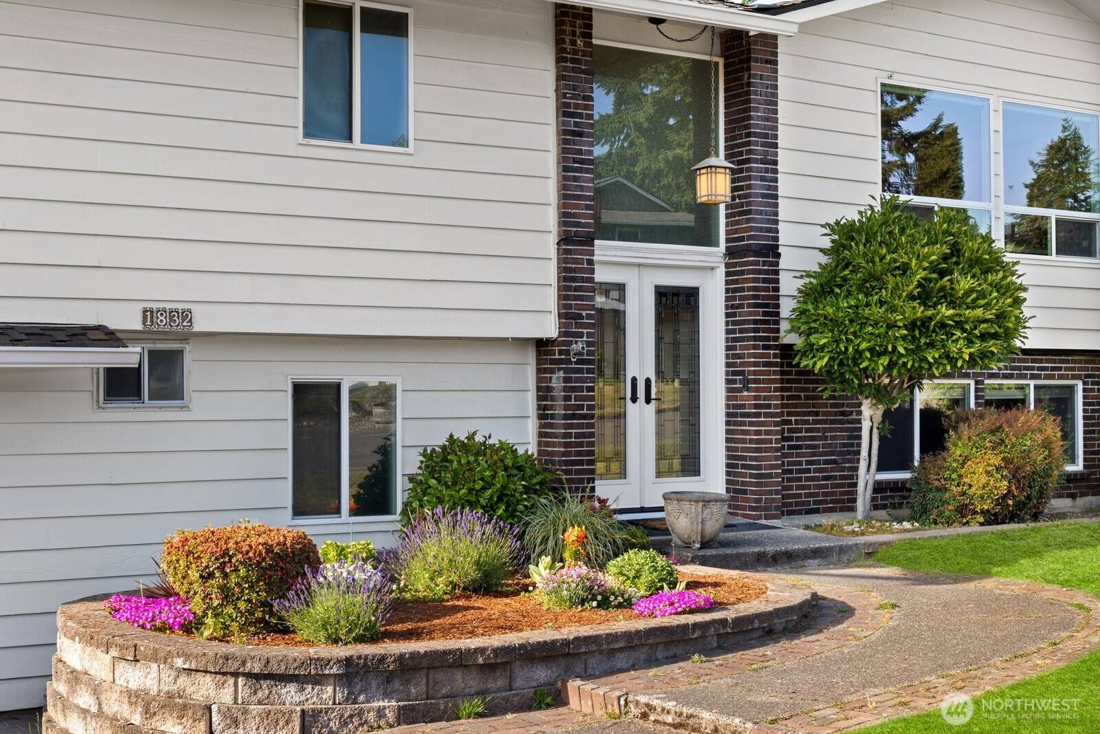 Renton, WA 98055,1832 SE 16th PL