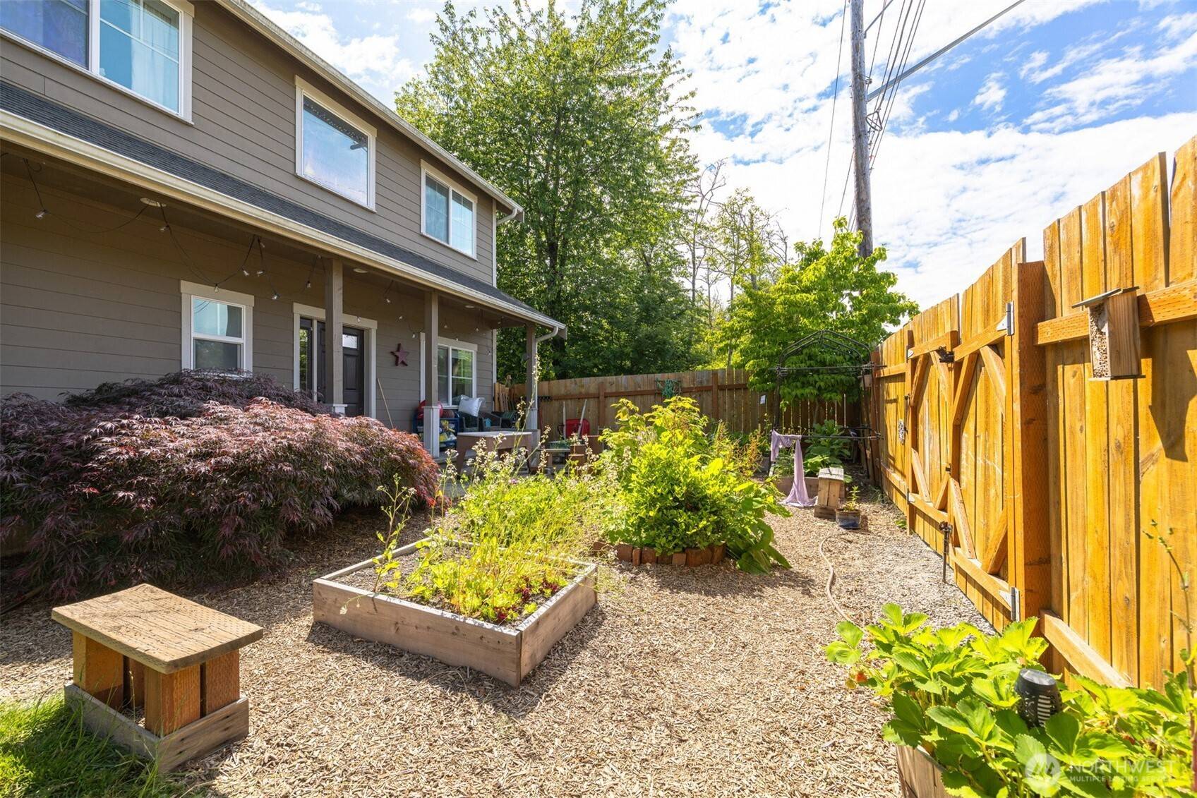 Ferndale, WA 98248,5695 Meadow View DR