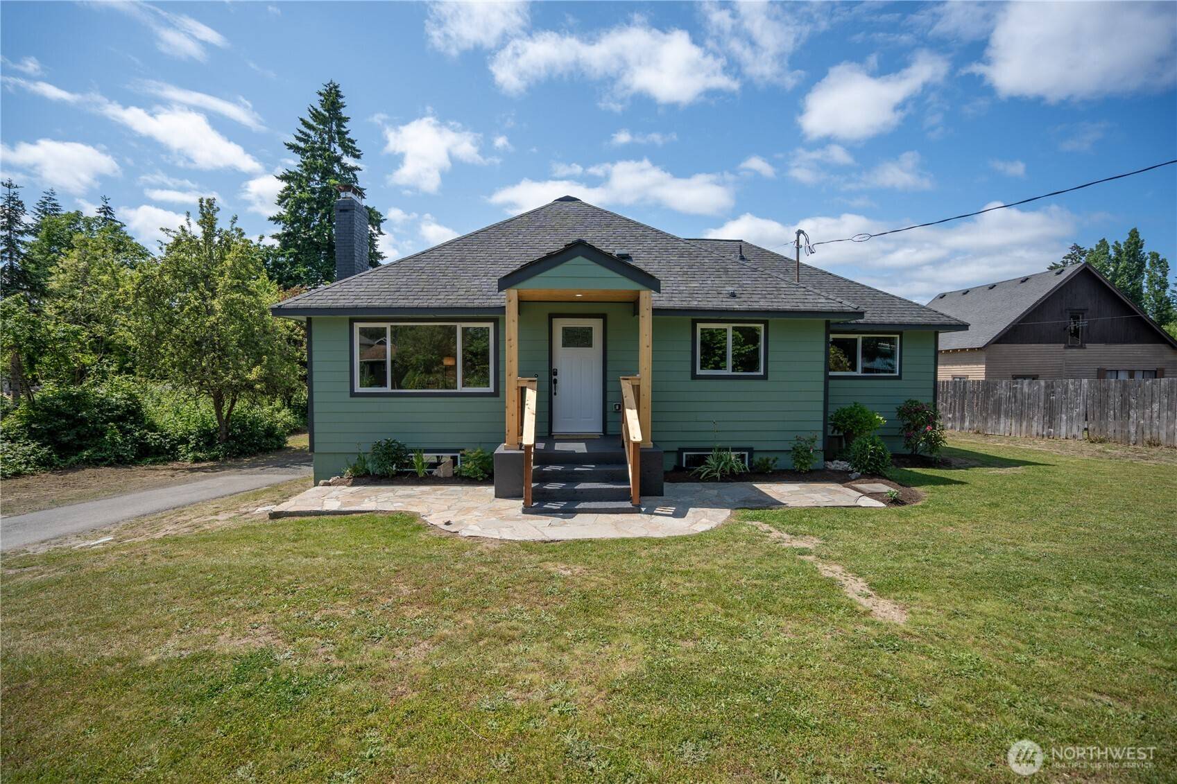 Port Orchard, WA 98366,2114 Sidney AVE