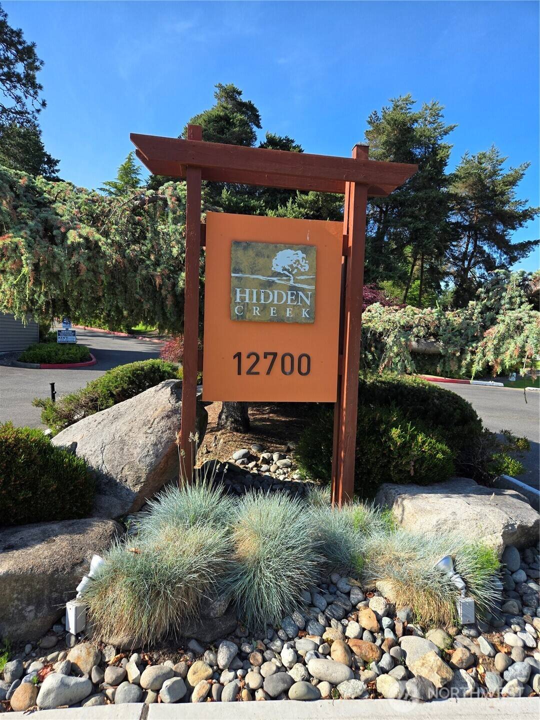 Bellevue, WA 98005,12700 NE 8Th ST #E308