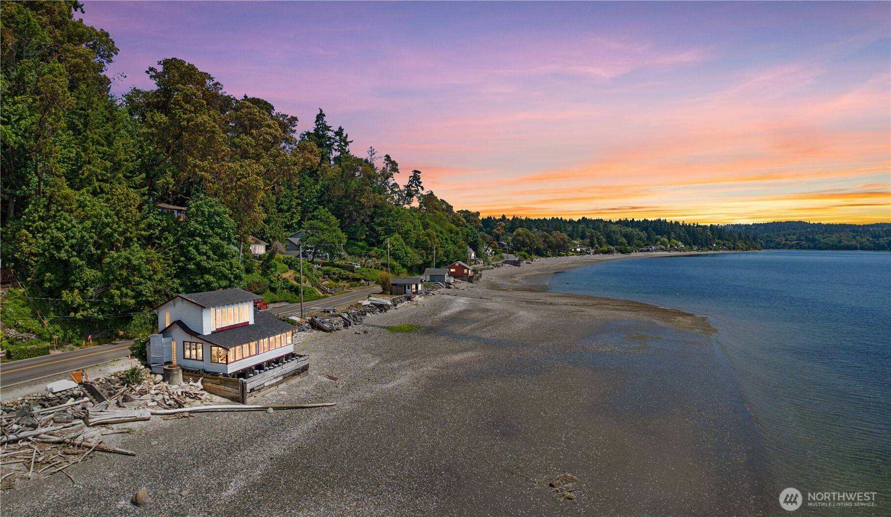 Vashon, WA 98070,24186 Vashon HWY SW