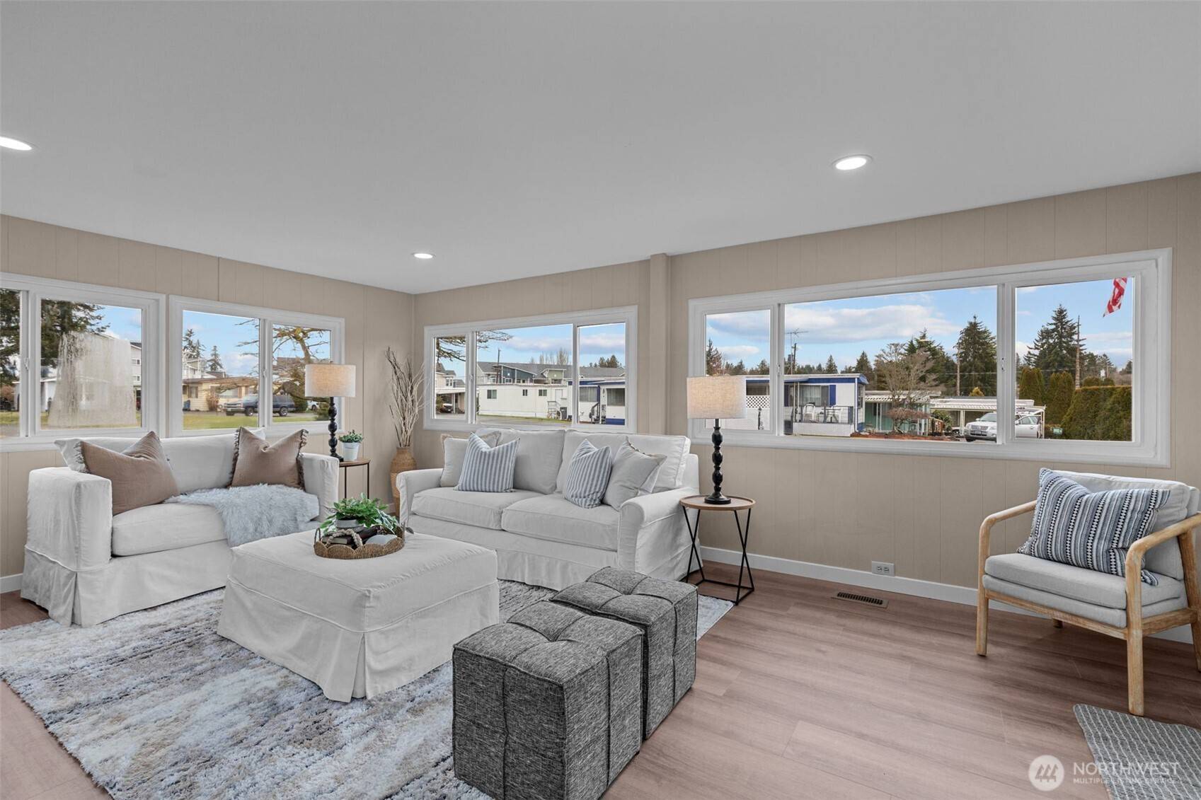 Lynnwood, WA 98037,18501 52nd AVE W #83