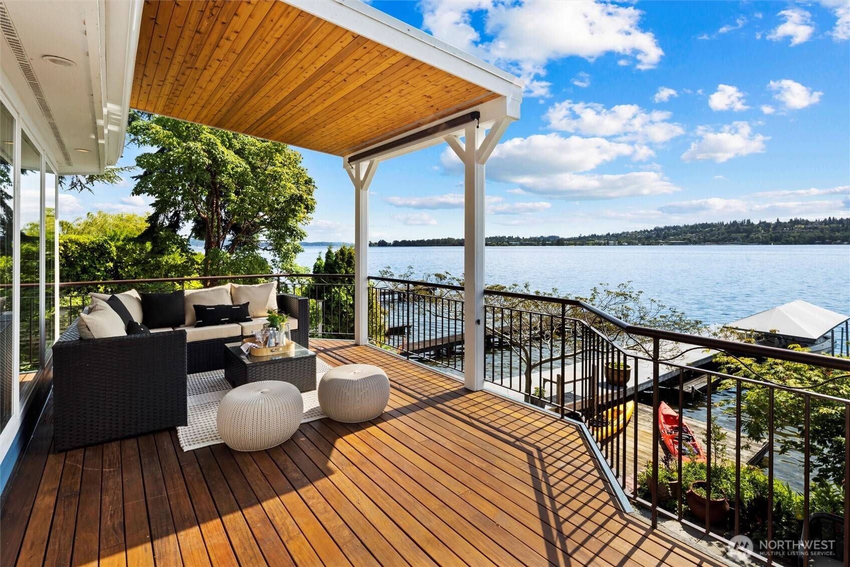 Kirkland, WA 98034,11047 Champagne Point RD NE