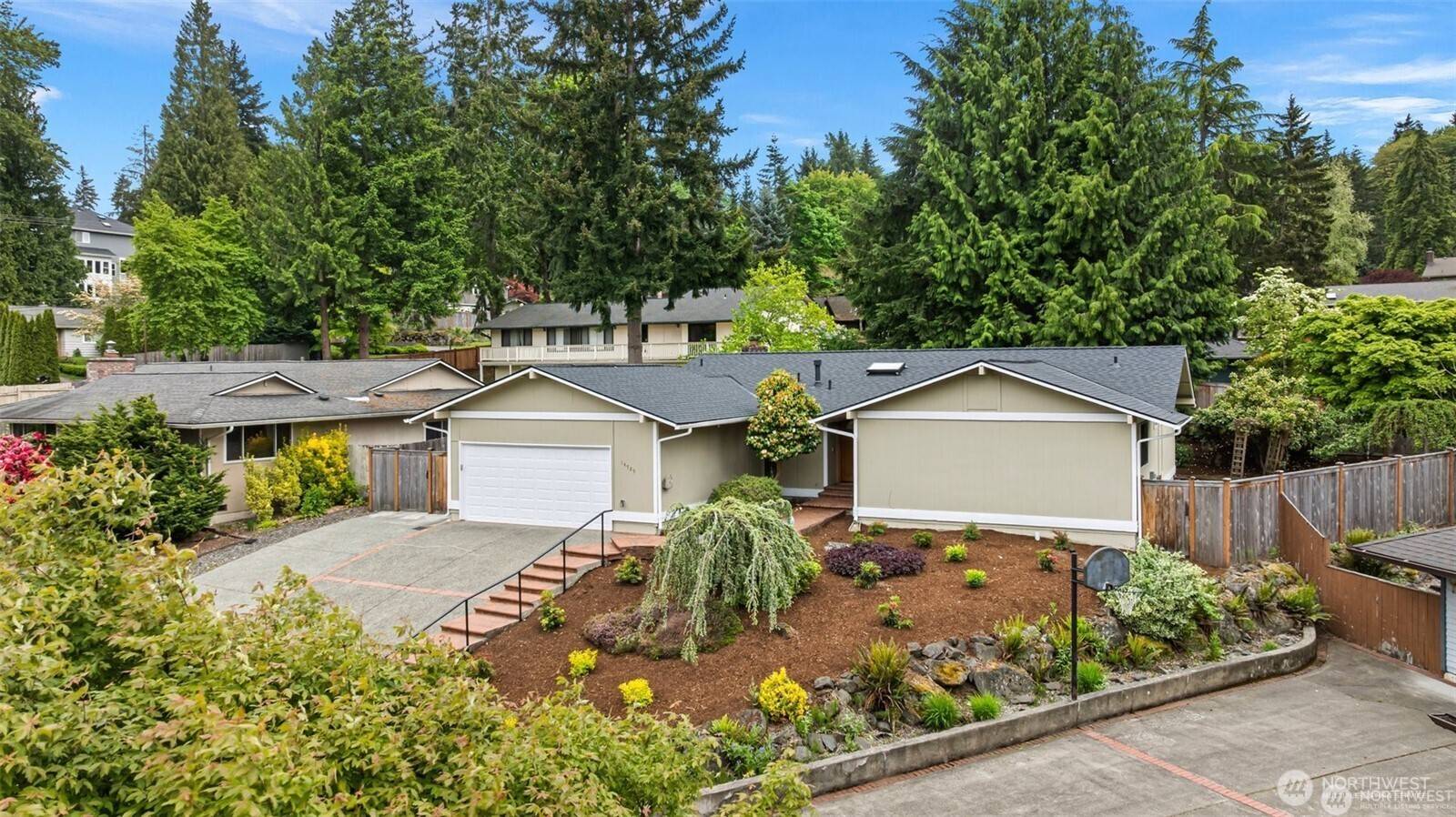 Bellevue, WA 98006,14725 SE 45th CT