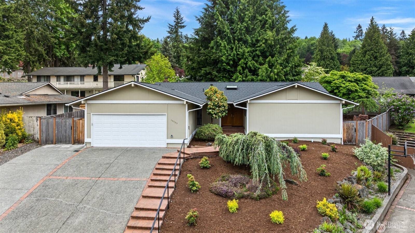 Bellevue, WA 98006,14725 SE 45th CT