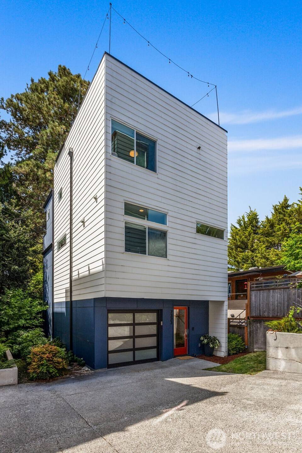 Seattle, WA 98136,7323 Bainbridge PL SW
