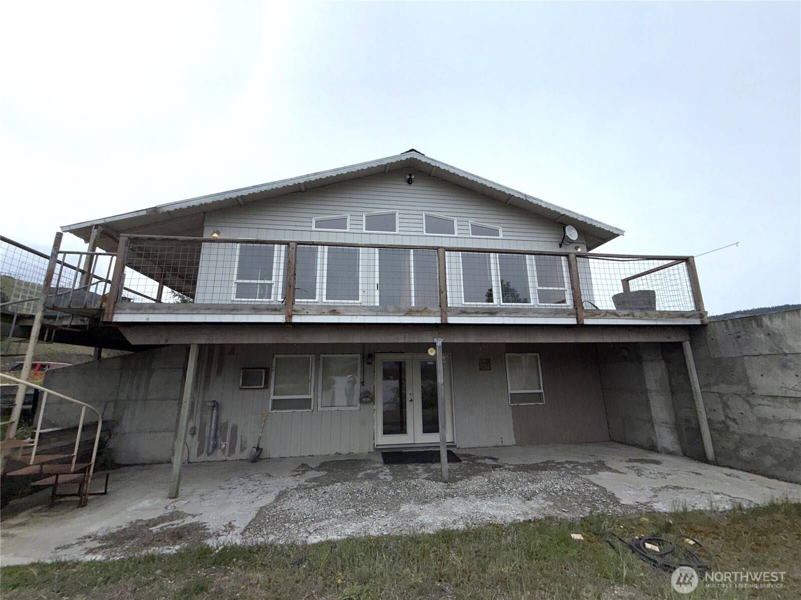 Republic, WA 99166,115 Curlew DR