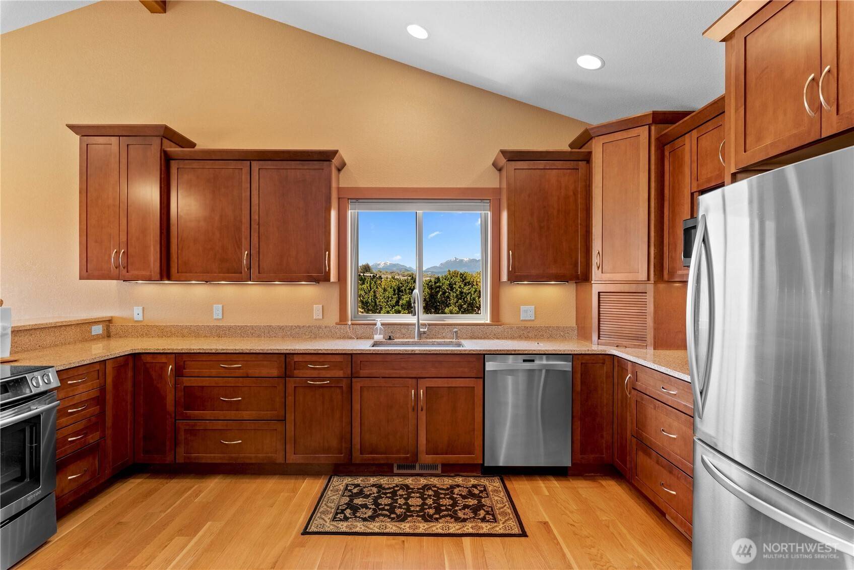 Wenatchee, WA 98801,4261 April Dr