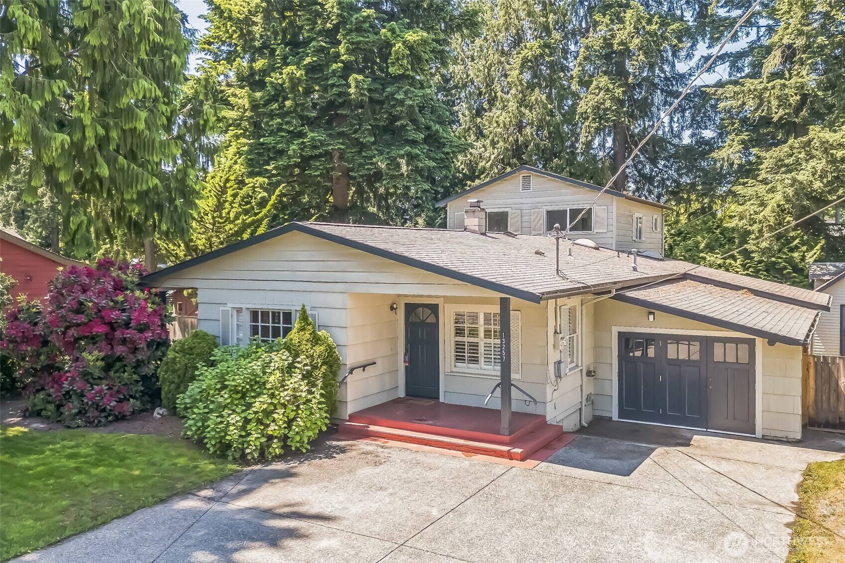 Burien, WA 98168,13257 4th AVE S