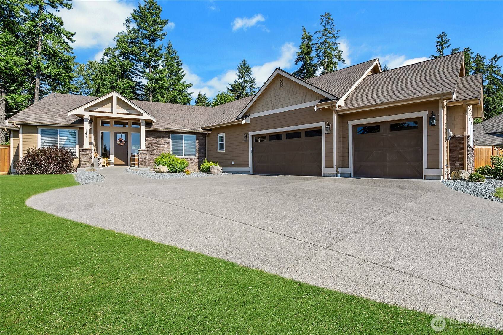 Eatonville, WA 98328,167 Mountain Crest LN