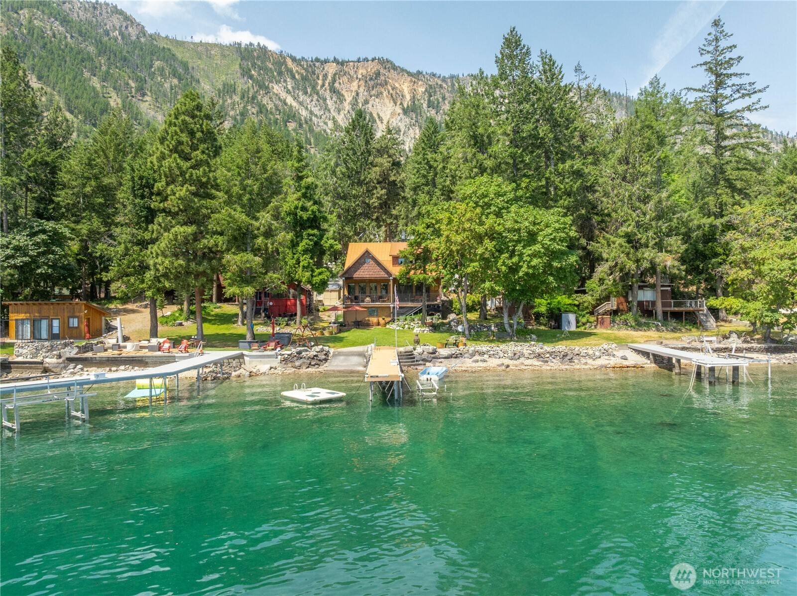 Chelan, WA 98816,11532 South Lakeshore Rd.