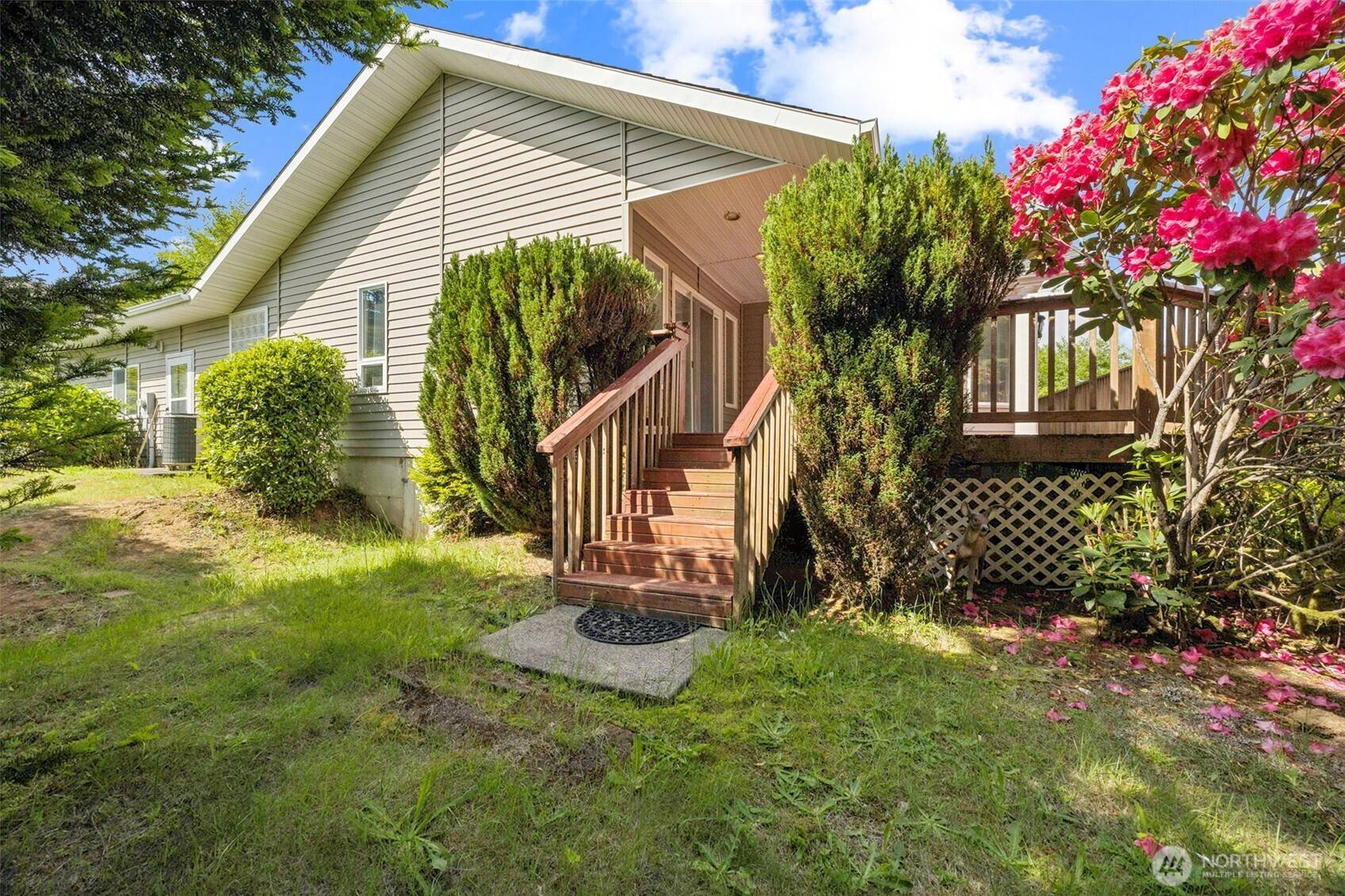 Hoquiam, WA 98550,5 Bayview LN