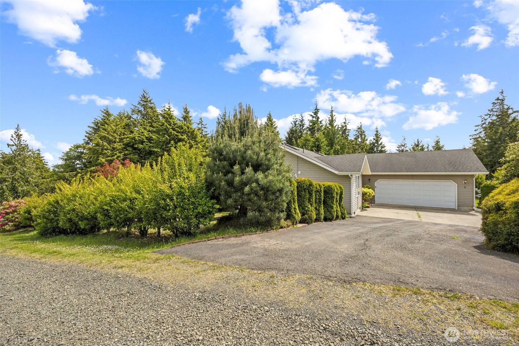 Hoquiam, WA 98550,5 Bayview LN