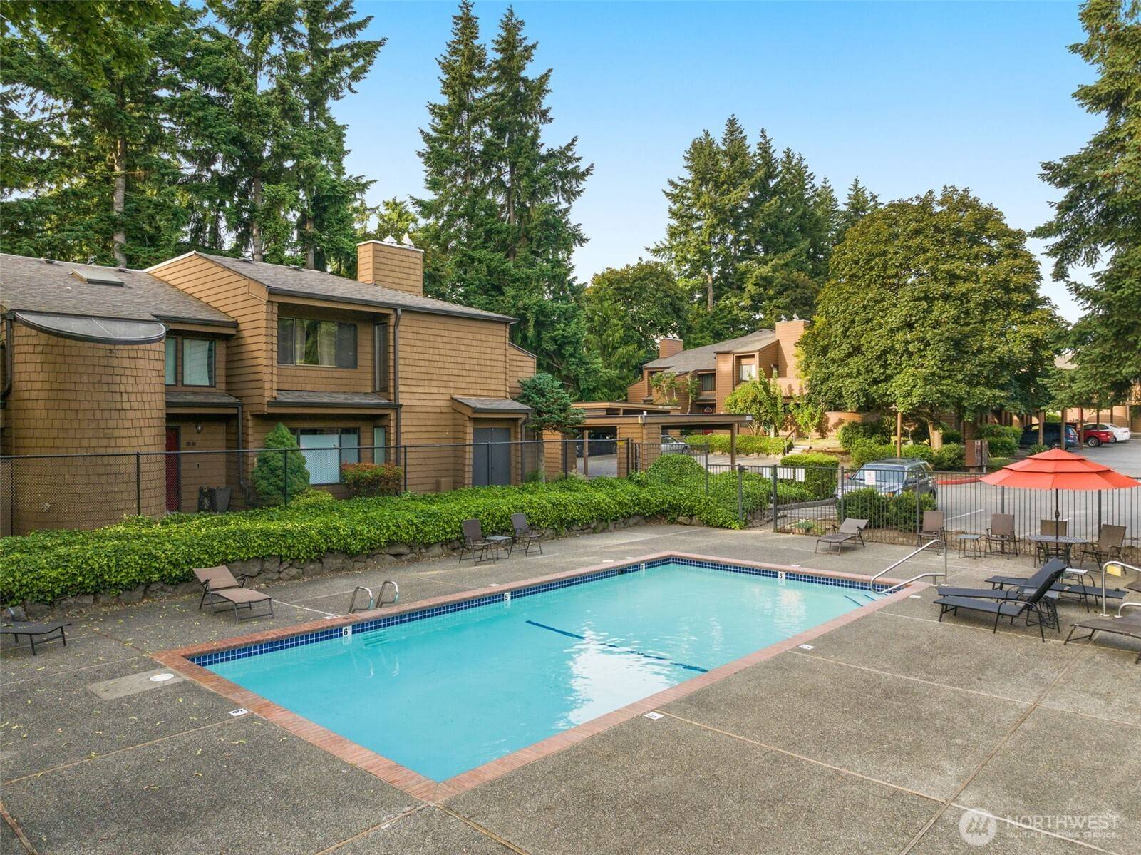 Kirkland, WA 98034,11418 NE 128th ST #62