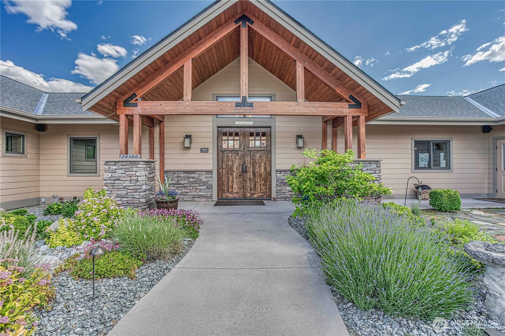 Chelan, WA 98816,24386 US Hwy 97