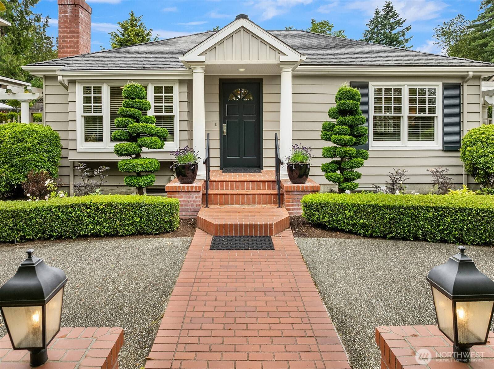 Kirkland, WA 98033,214 10th AVE