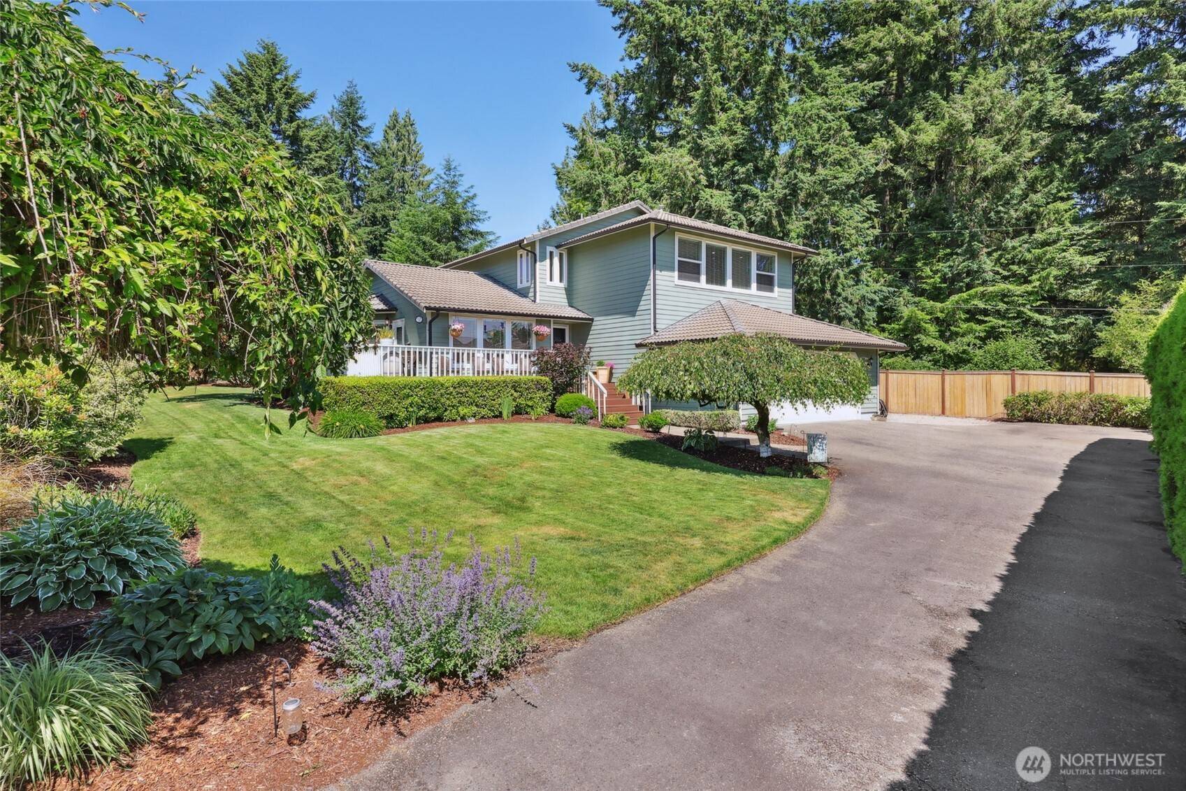 Olympia, WA 98502,1910 Lenox CT NW