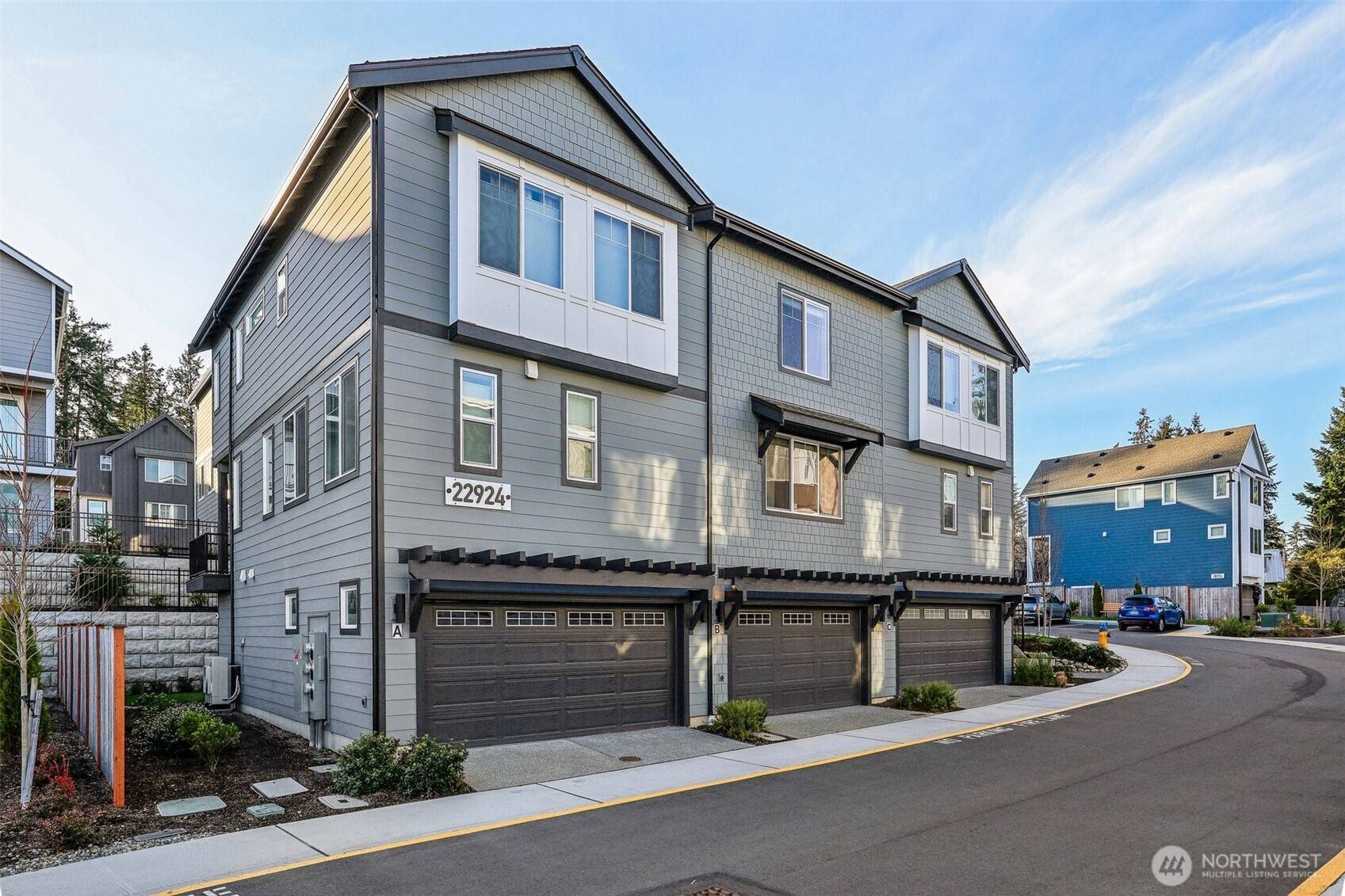 Edmonds, WA 98026,22924 80th PL W #B