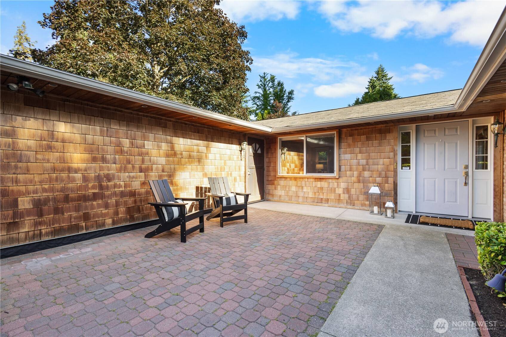 Medina, WA 98039,7979 NE 28th ST