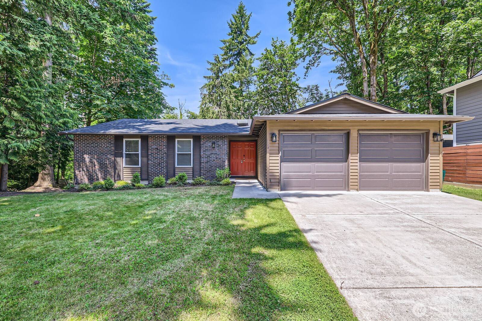 Kirkland, WA 98034,6954 NE 139th ST