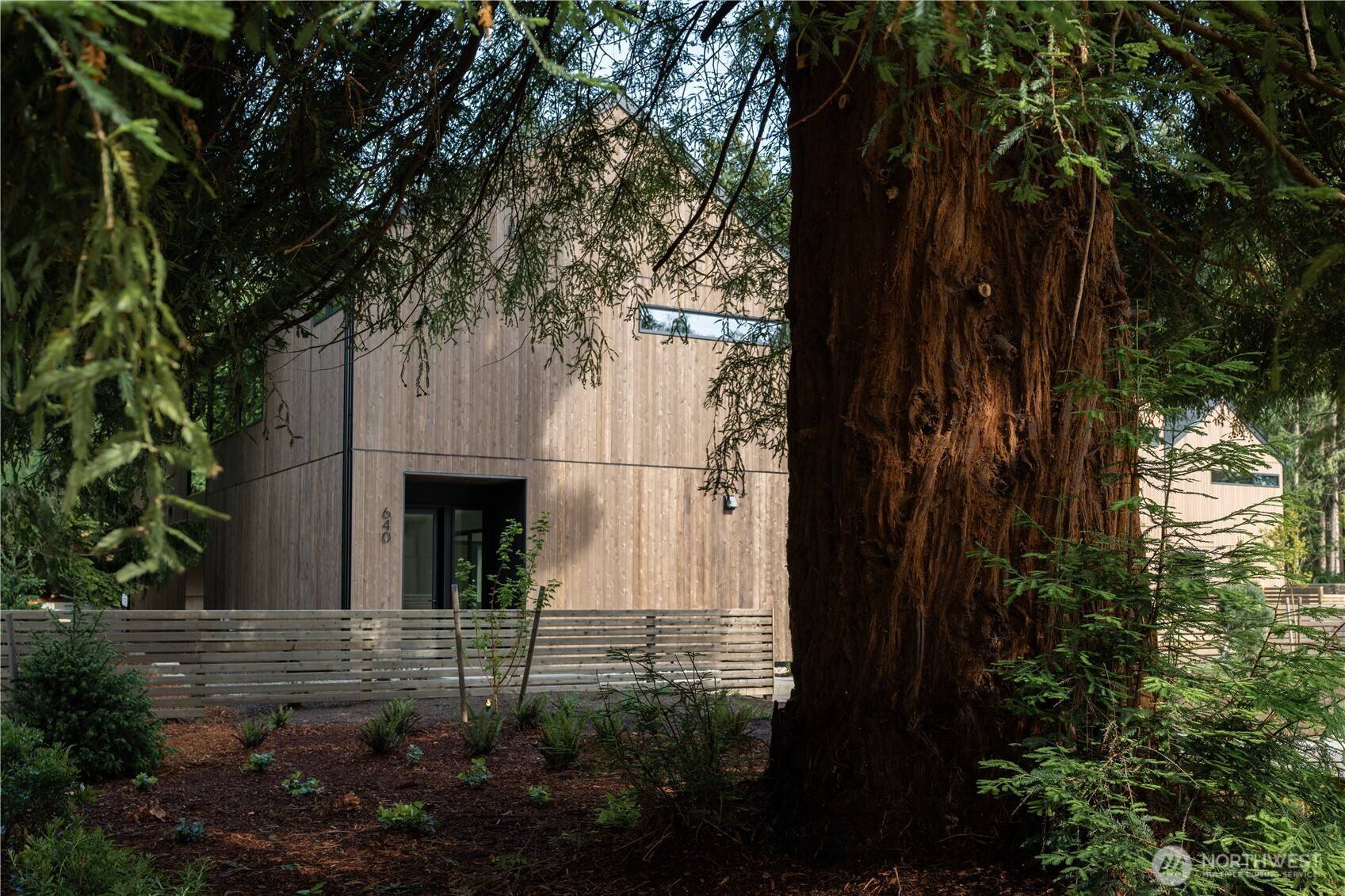 Bainbridge Island, WA 98110,640 Park AVE NE