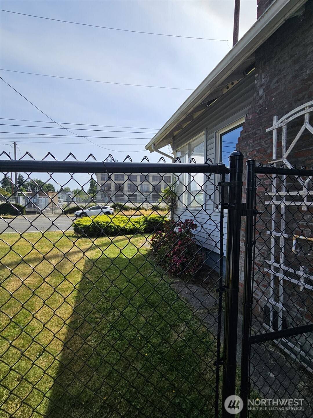 Tacoma, WA 98406,3715 N 21st St