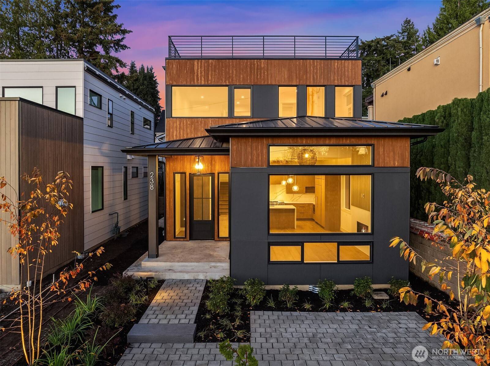 Kirkland, WA 98033,238 5th AVE W