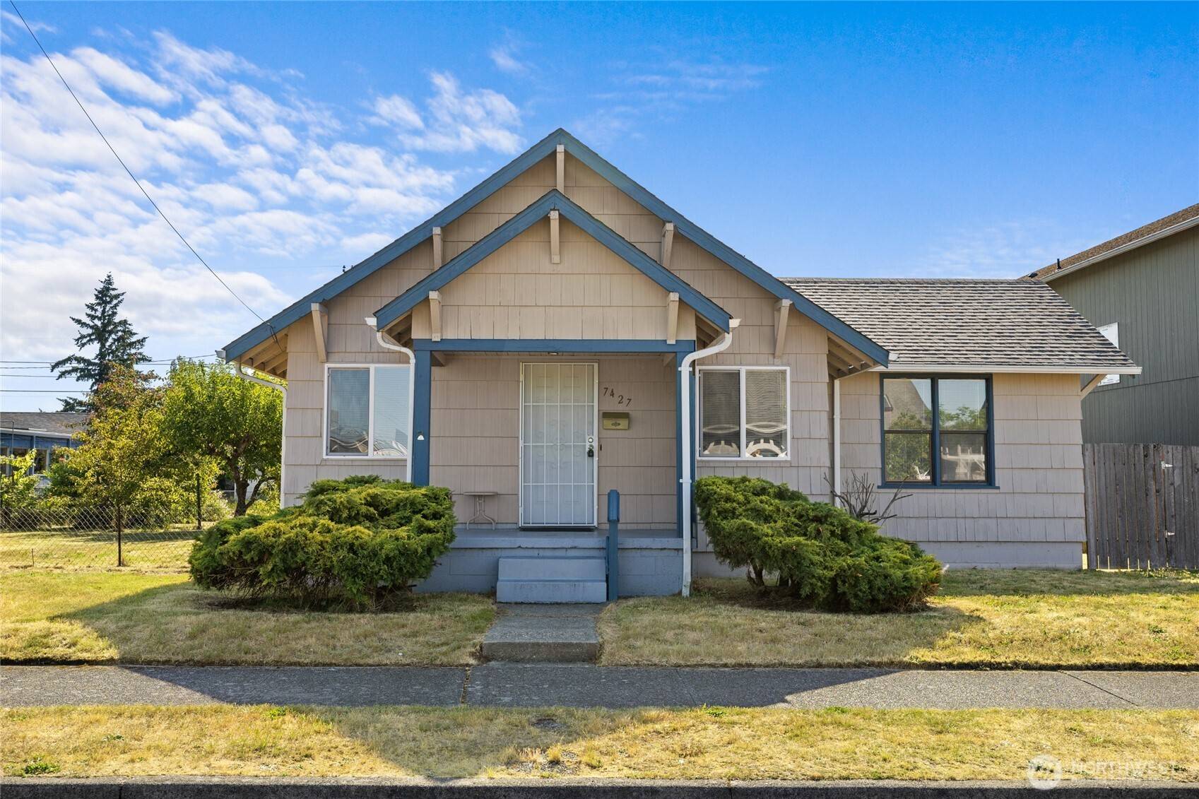 Tacoma, WA 98409,7427 S Warner ST