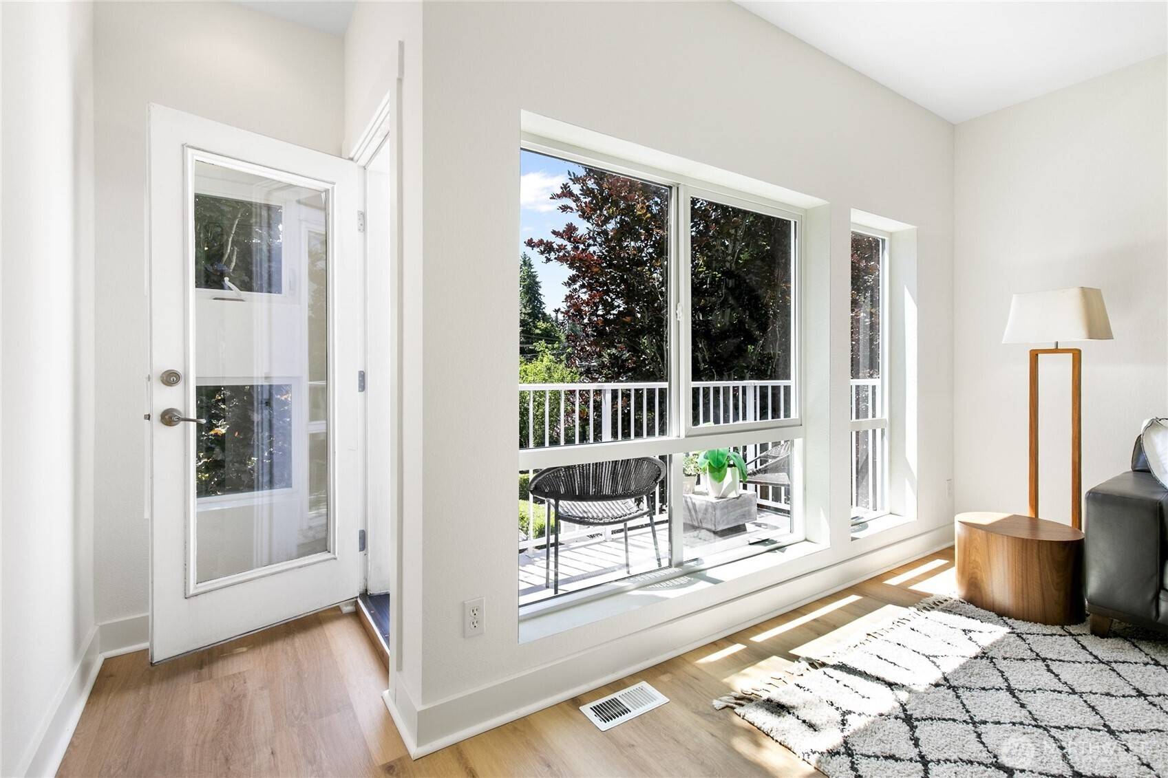 Kenmore, WA 98028,6816 NE 153rd PL #D