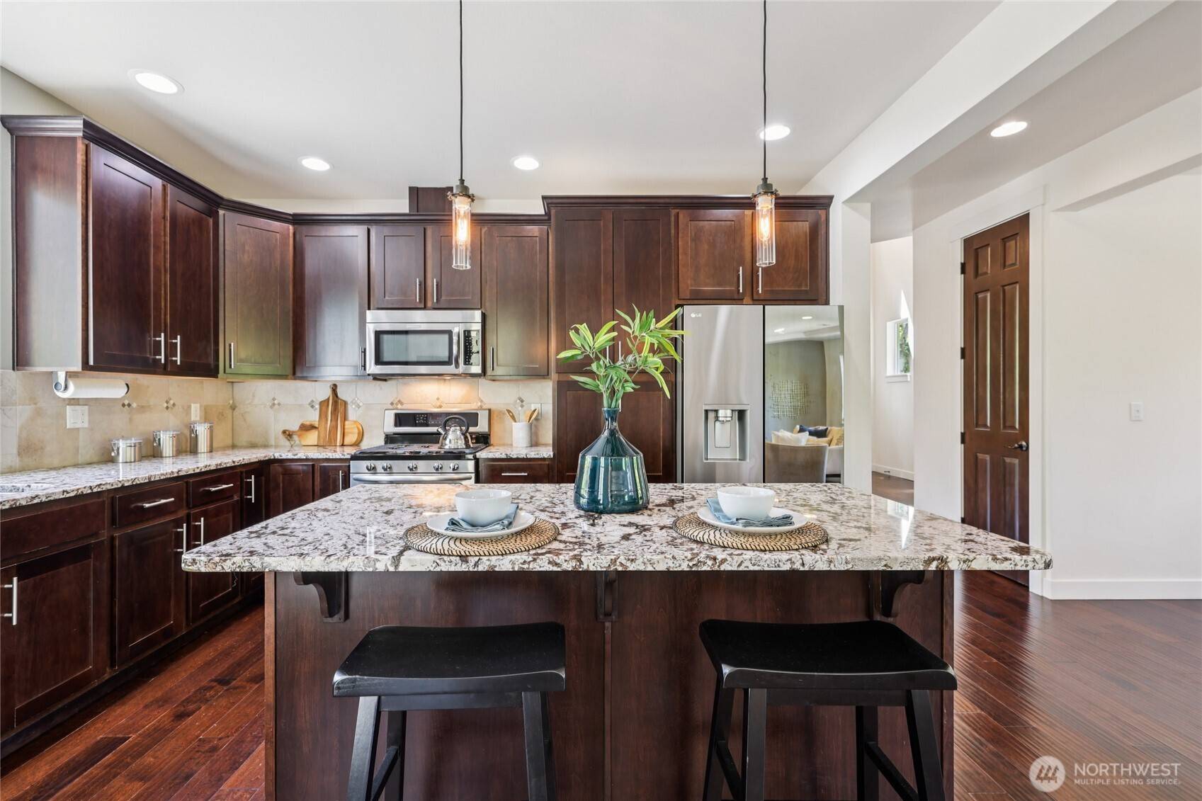 Mukilteo, WA 98275,9055 Hargreaves PL