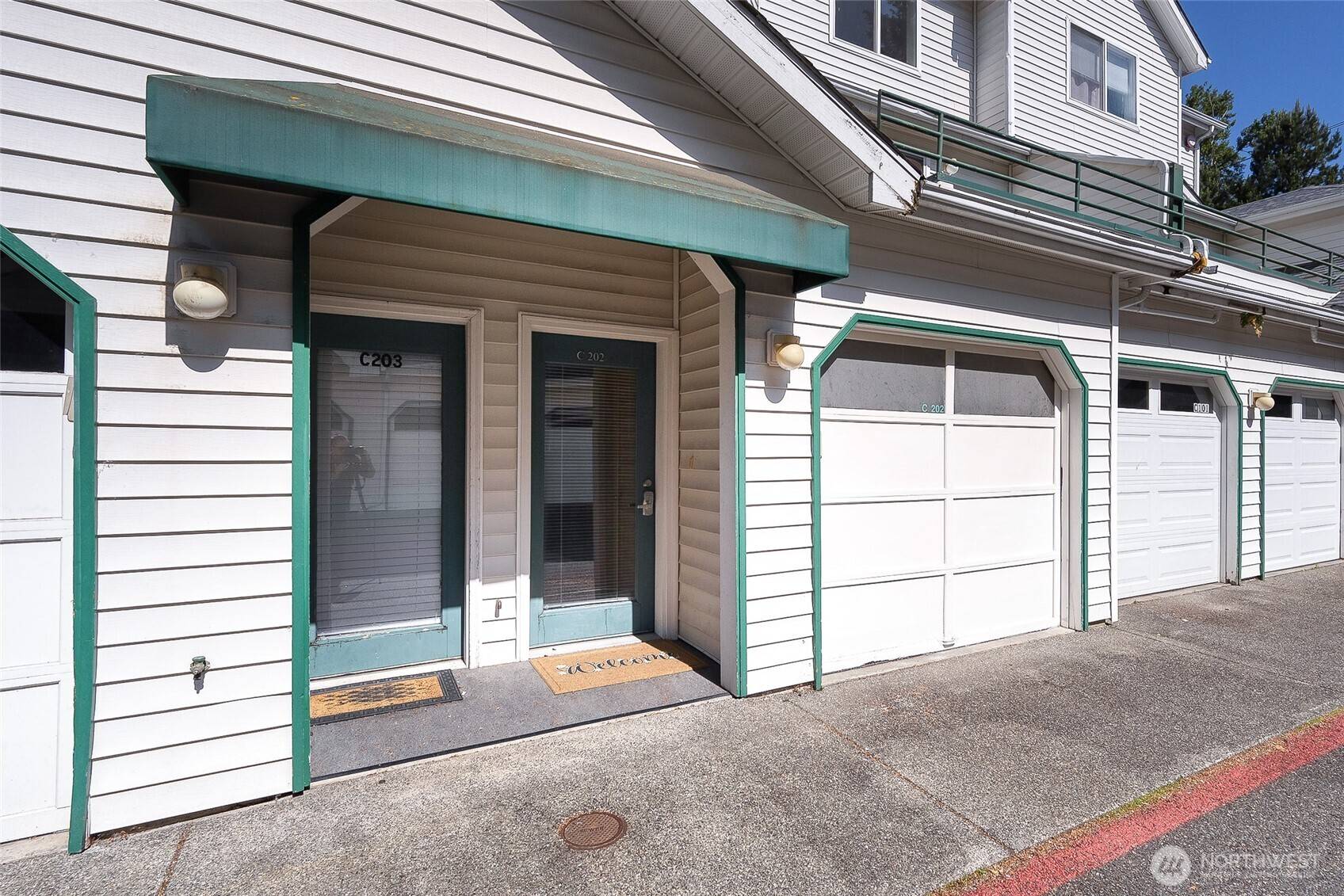 Bellevue, WA 98008,16219 Northup WAY #C-202