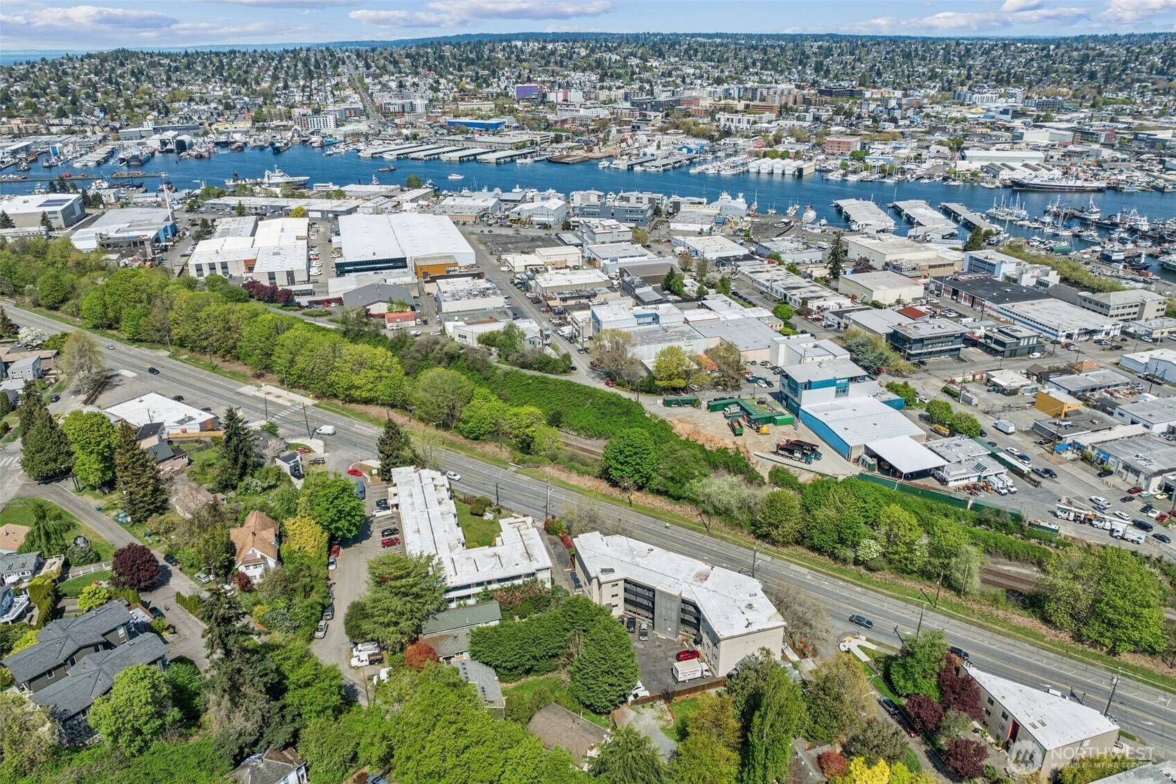 Seattle, WA 98199,4051 Gilman AVE W