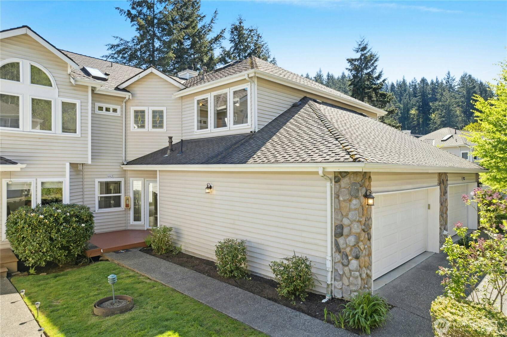 Bothell, WA 98011,9821 NE Riverbend DR #C102
