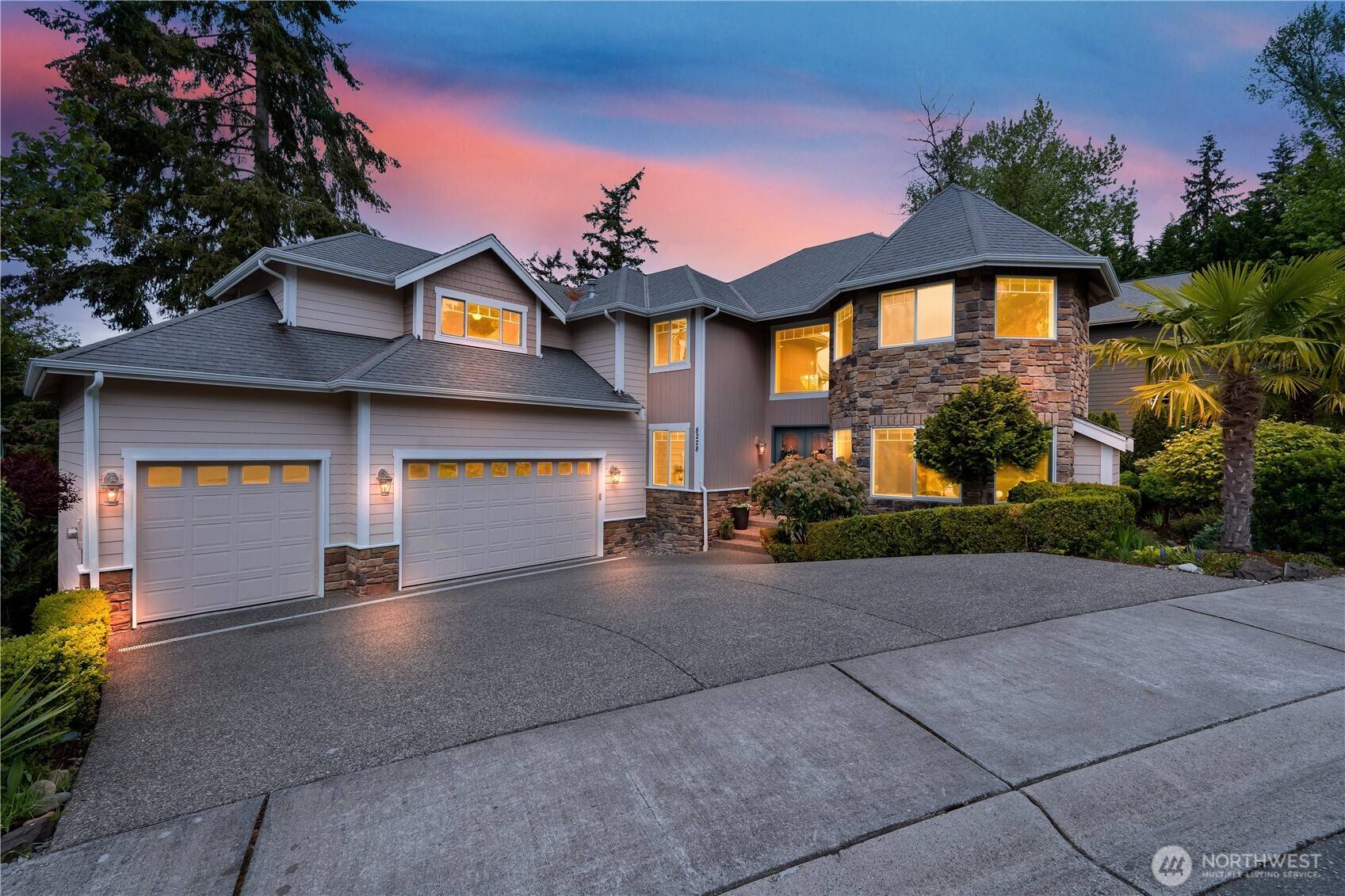 Kenmore, WA 98028,8228 NE 187th WAY