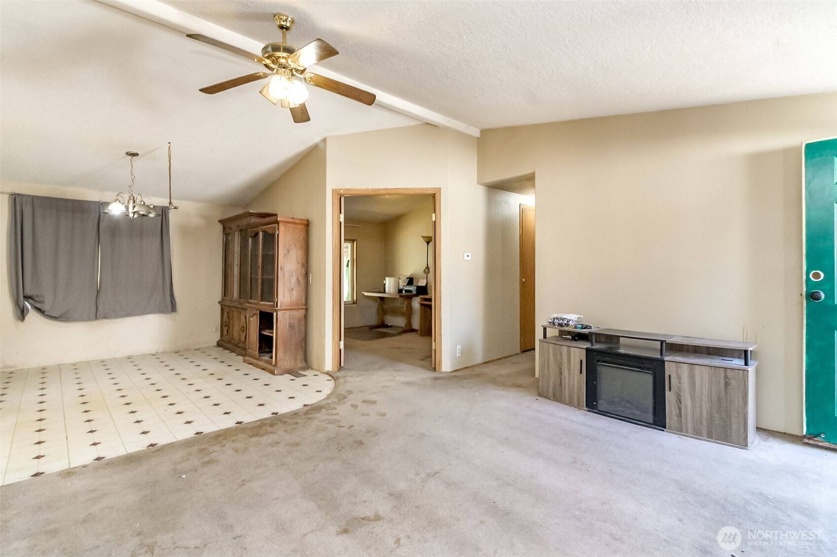 Puyallup, WA 98375,7715 156th Street Ct E