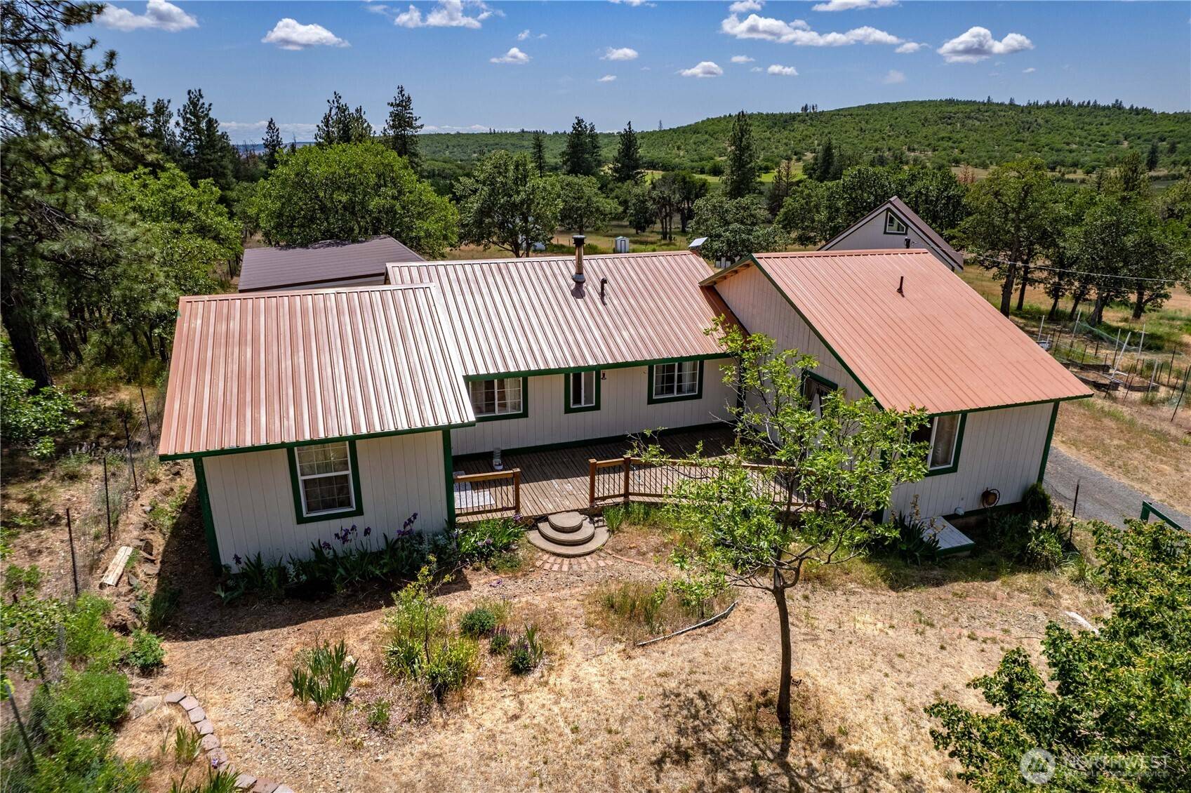 Goldendale, WA 98620,566 Woodland RD