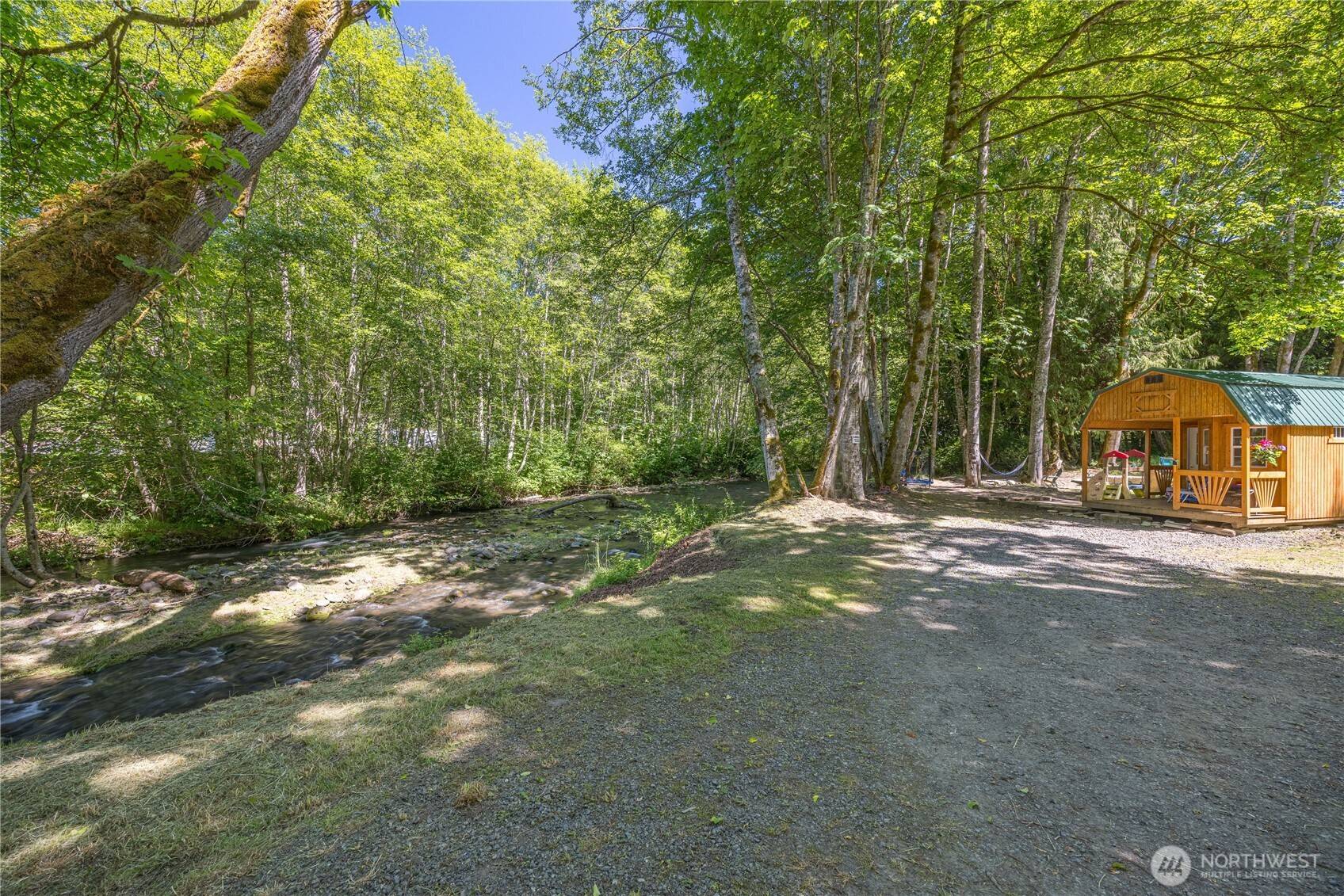 Port Angeles, WA 98362,423 S Alder LN