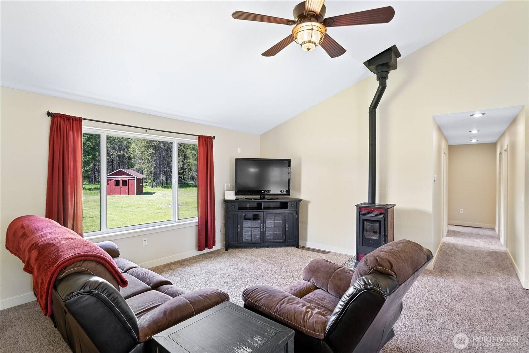 Newport, WA 99156,1042 Driskill RD