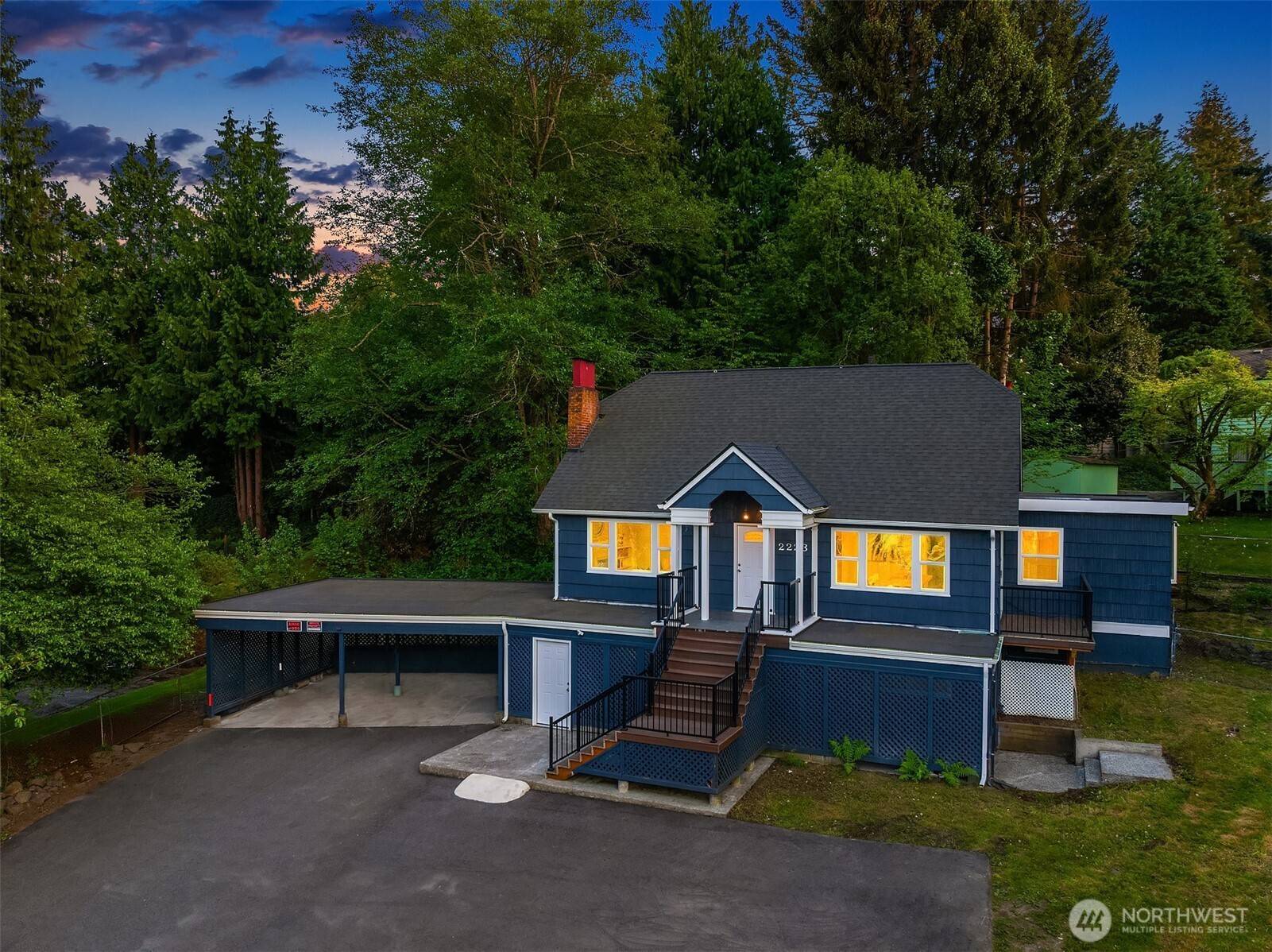 Seattle, WA 98125,2223 NE 125th ST