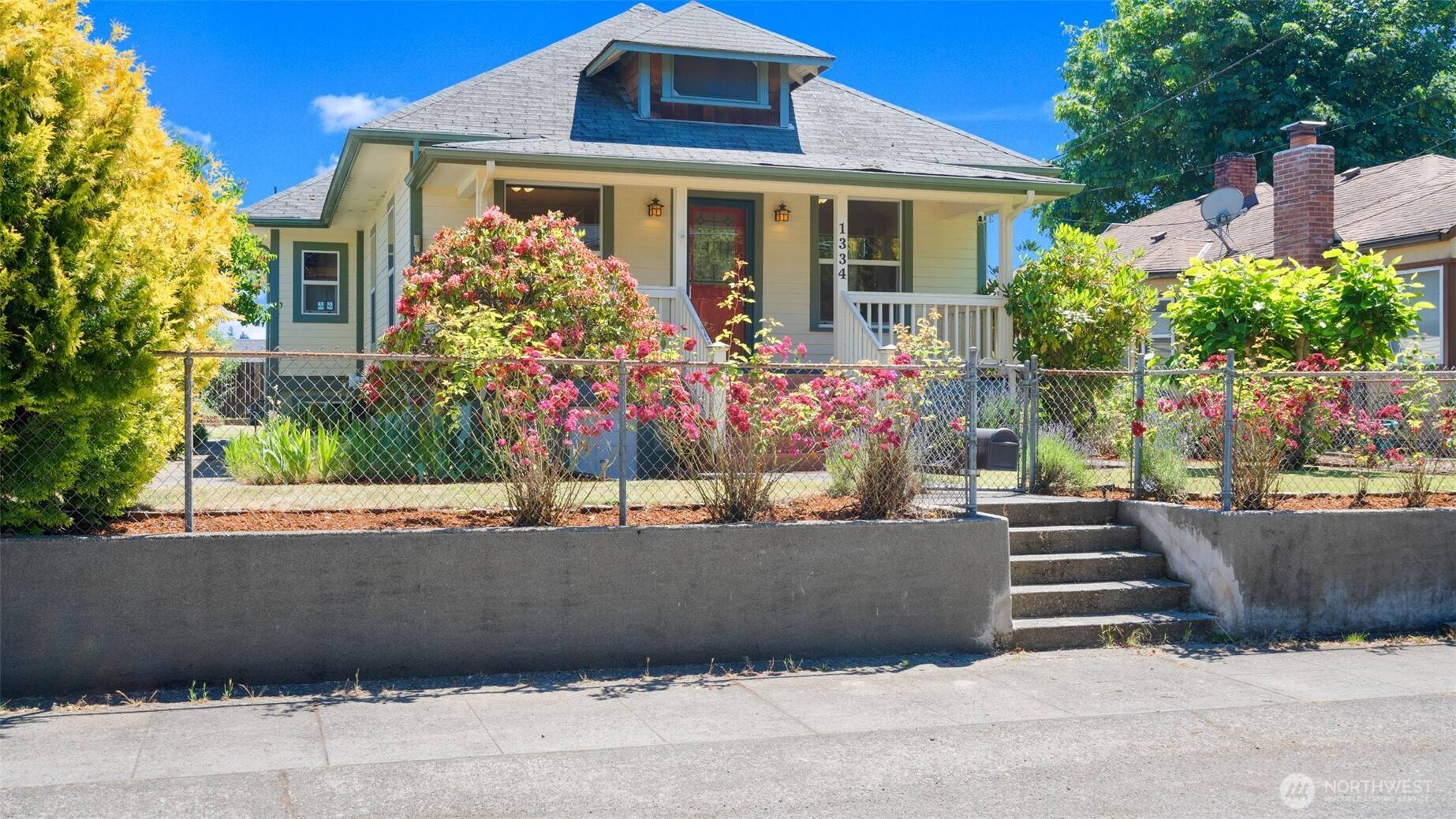 Bremerton, WA 98337,1334 Elizabeth AVE