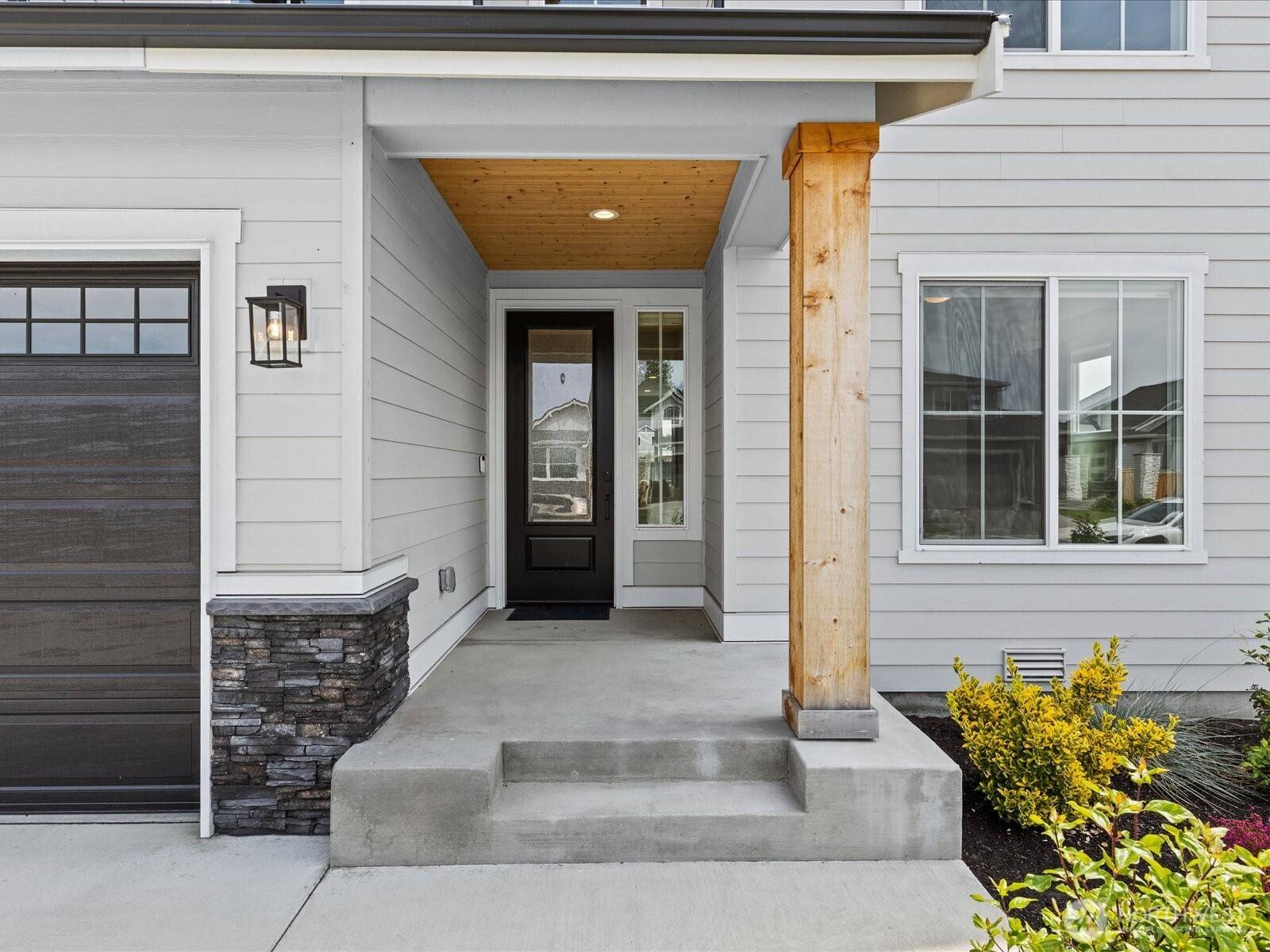 Enumclaw, WA 98022,1089 Lindenberger LN