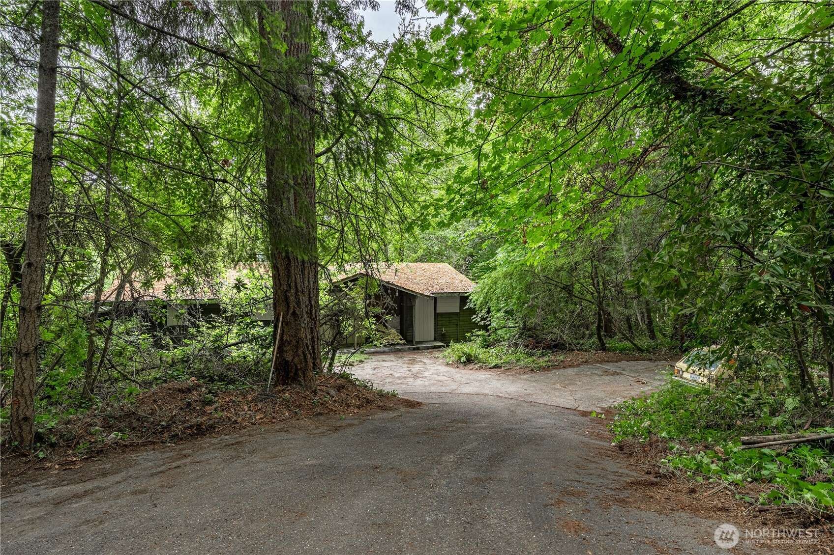 Bremerton, WA 98311,4584 Illahee RD NE
