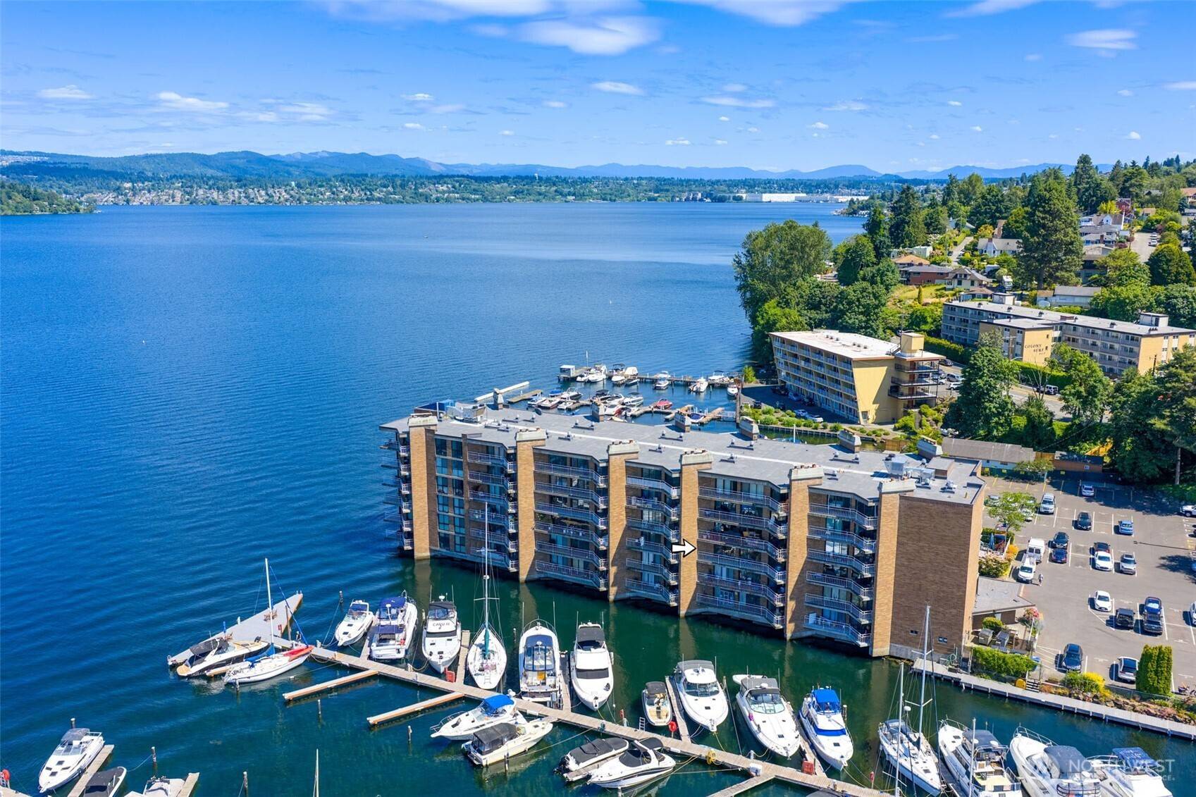 Seattle, WA 98118,9500 Rainier AVE S #303