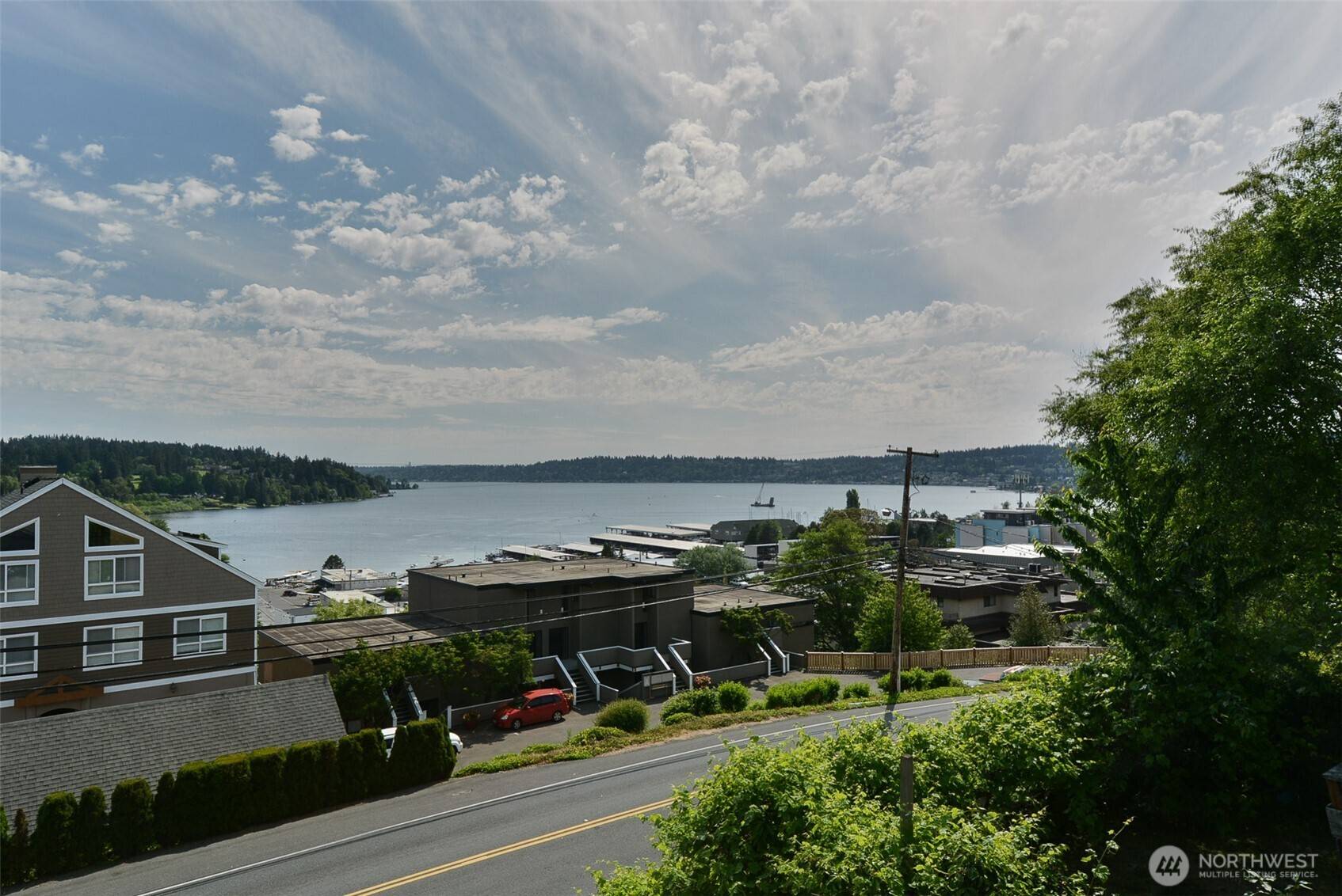 Kenmore, WA 98028,6322 NE 181st ST