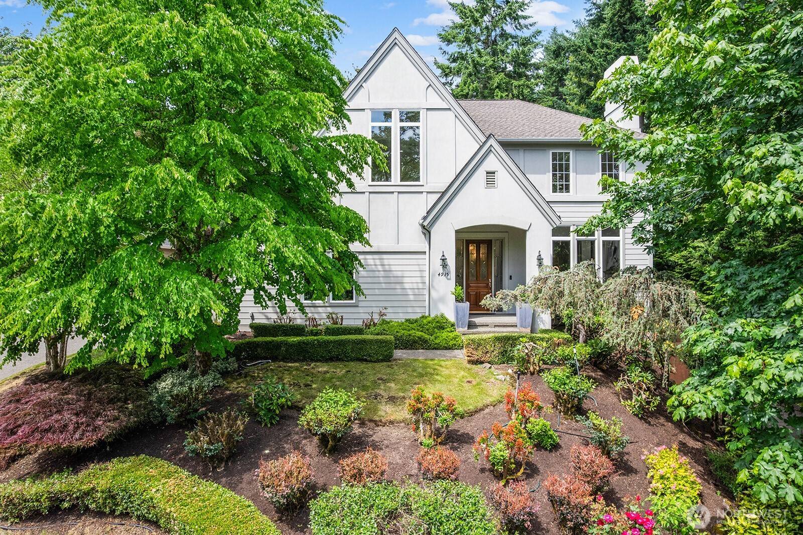 Bellevue, WA 98006,4935 163rd PL SE